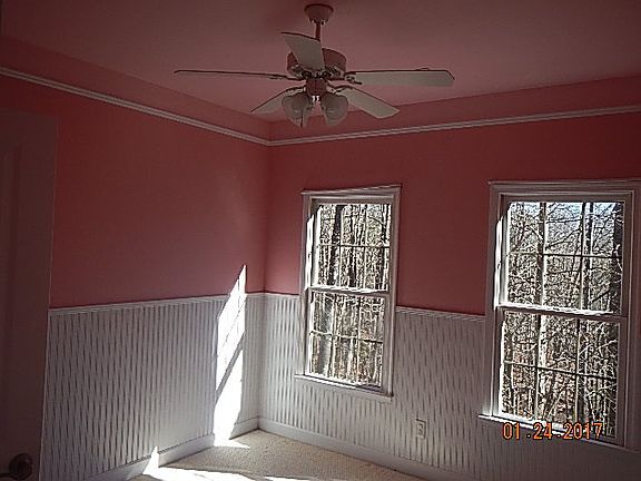 2nd image of 200 Heritage Woods Trl