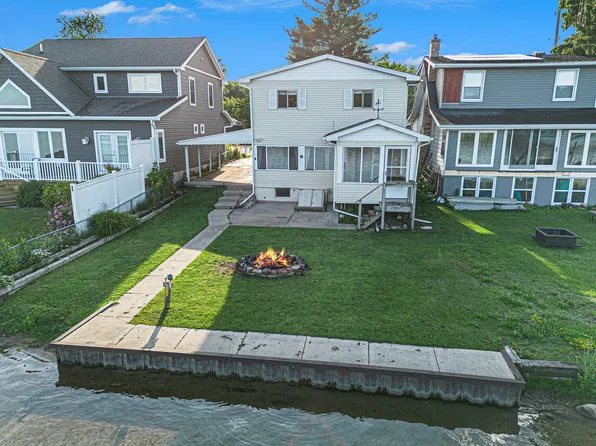 4093 Donnely Rd, Jackson, MI 49201