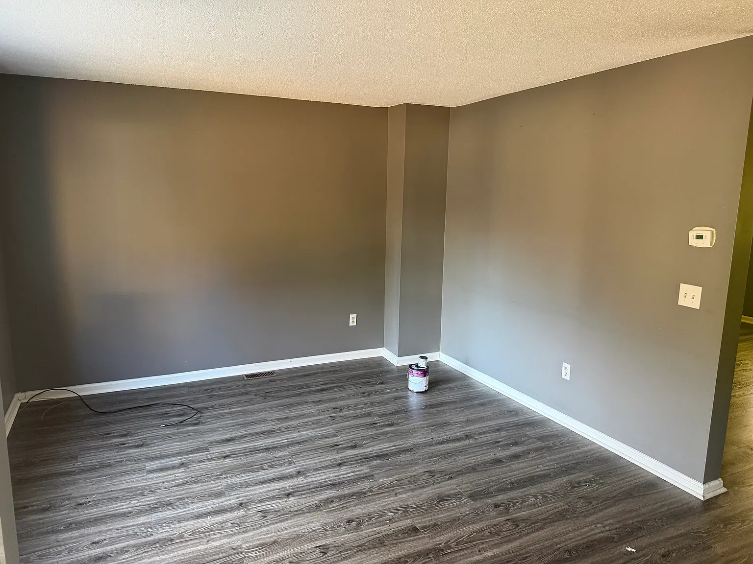 3 bed, 1.5 bath, 1155 sqft, $2,200 — Photo 2
