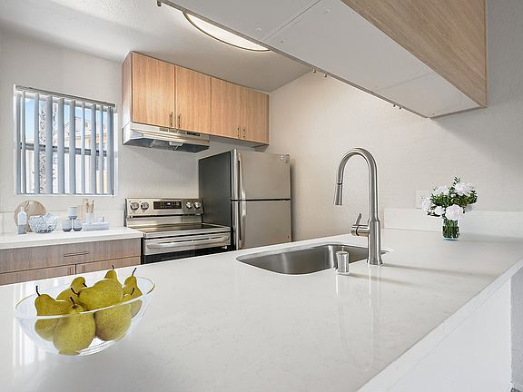 5th image of 9830 Dale Ave #1002