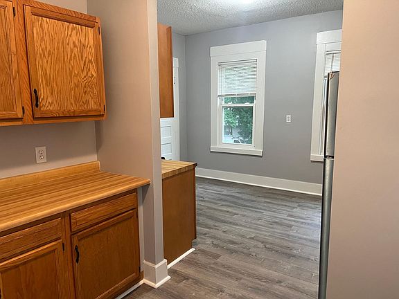 2nd image of 64 Ellsworth Ave #2