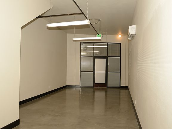 3rd image of 5308 Mlk Jr Way S Unit B102