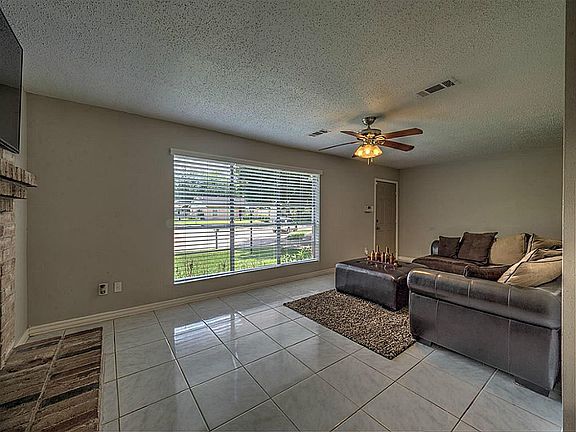 3rd image of 16202 Delgado Dr