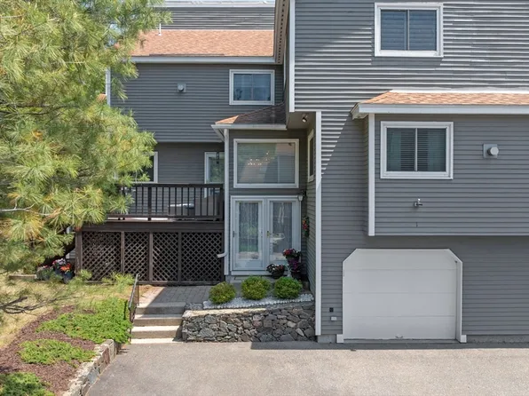 1 Admirals Ln #139D, Salem, MA 01970