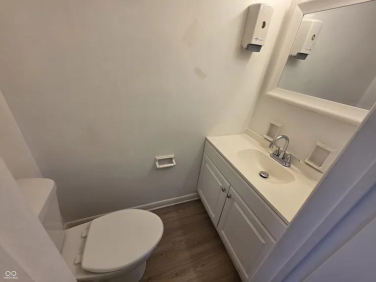 3815 Biscayne Rd — Photo 7