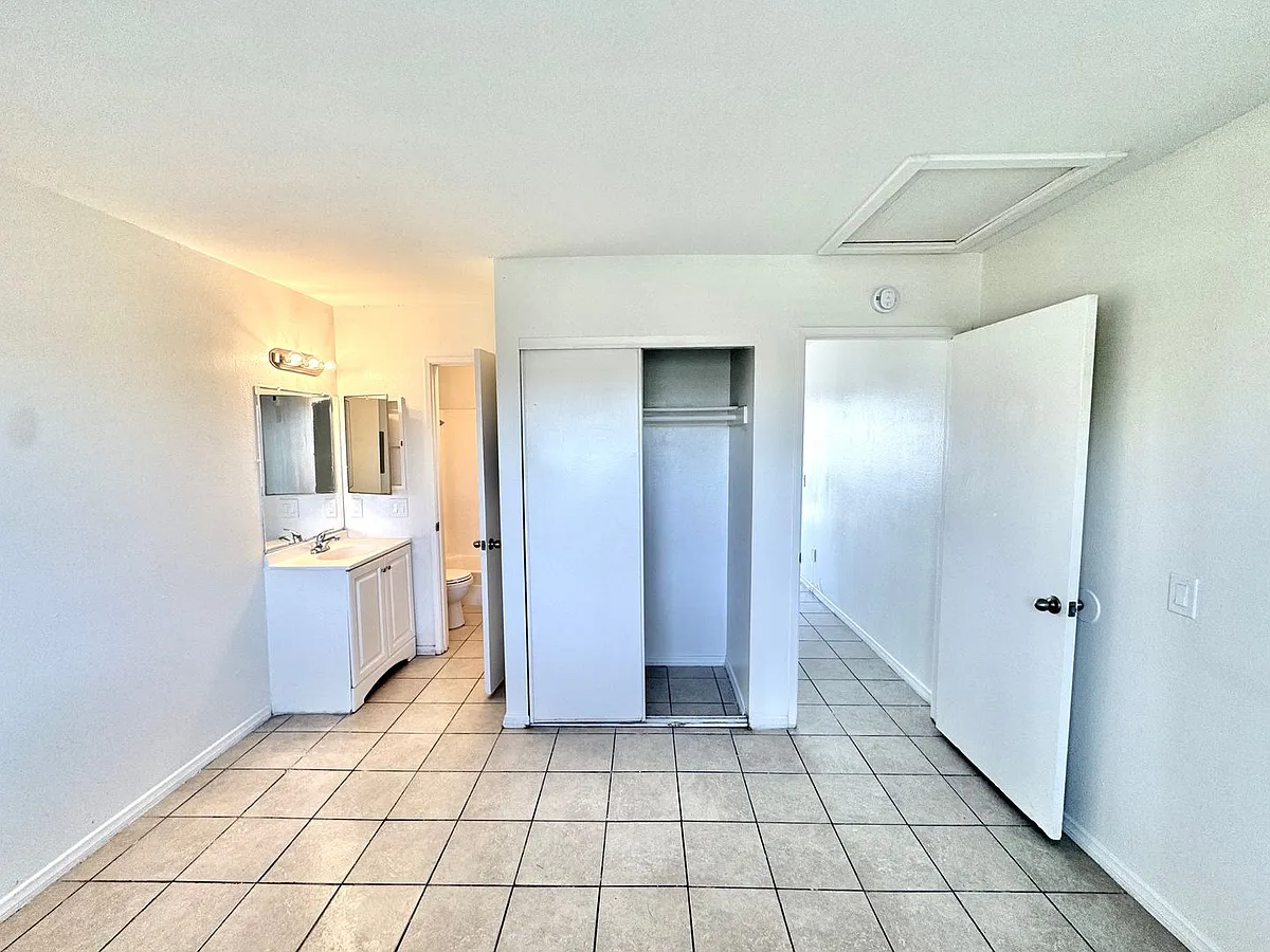 Building Photo - 3770 42nd Street