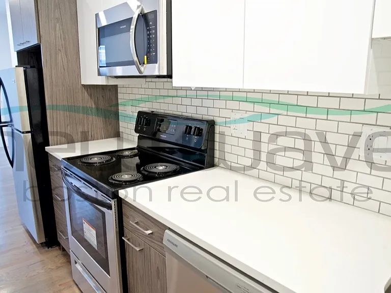503 Beacon St #5 — Photo 2