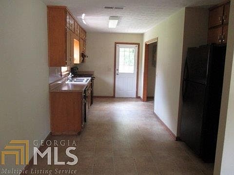 2nd image of 2615 Shore Wood Ct NE