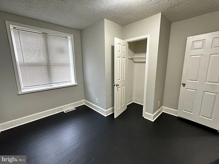 4632 Hillside Rd SE — Photo 11