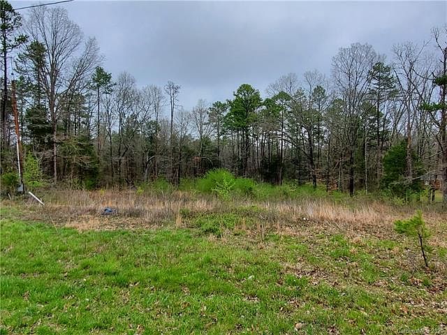 2nd image of 243 Moore Dr