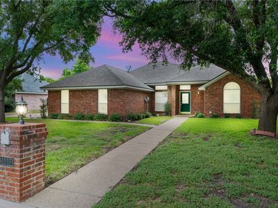 1417 Meadow Mountain Dr, Woodway, TX, 76712