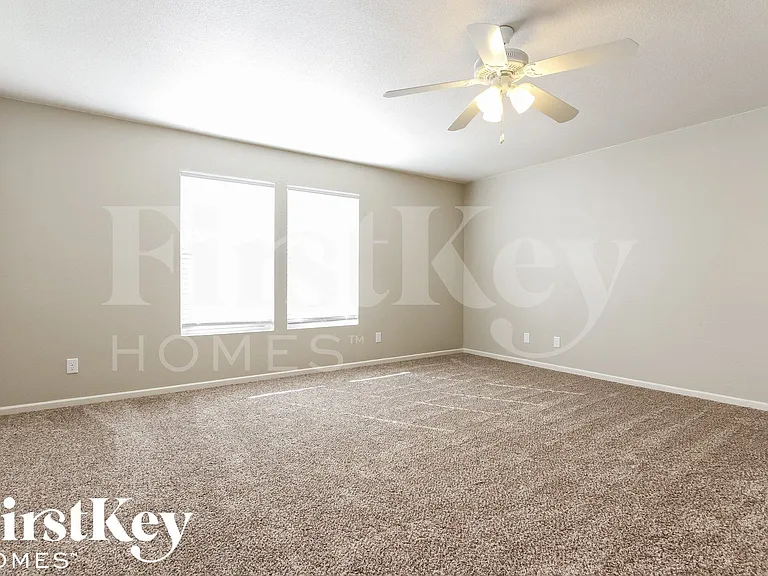 8655 Hopewell Ct — Photo 7