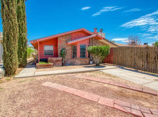 822 Los Surcos Rd, El Paso, TX 79907