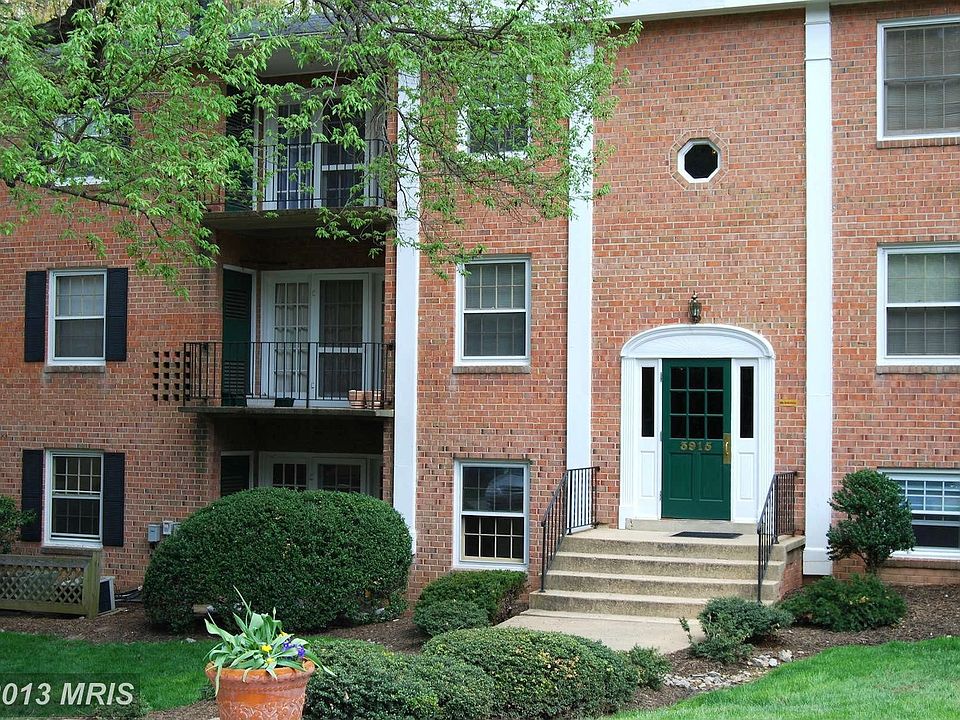 1st image of 3915 Lyndhurst Dr APT 101
