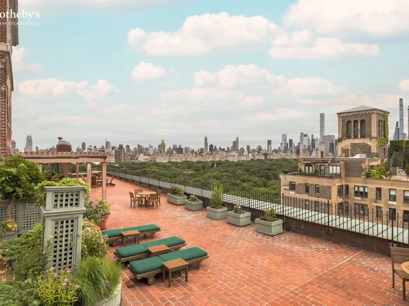 230 Central Park West image 26 of 26