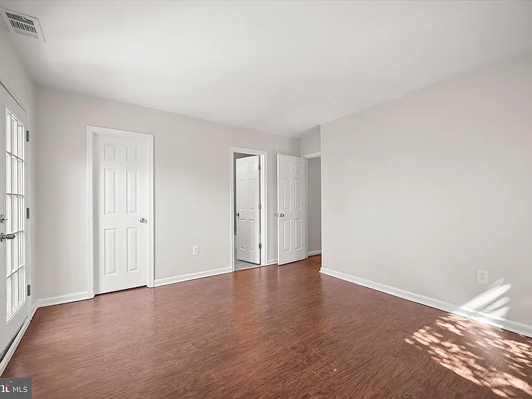 9647 Whiteacre Rd #C1 — Photo 3
