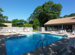 14 Townhouse Ct #14, Hyannis, MA 02601