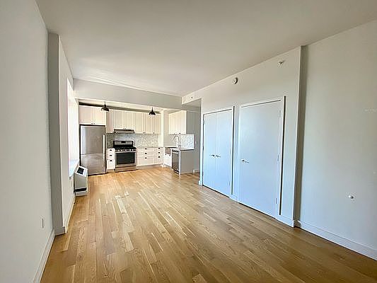 4th image of 409 Eastern Pkwy #Eleven10