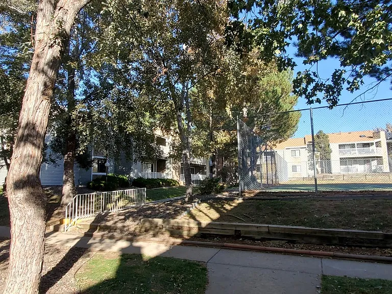 901 S Zeno Way #100 — Photo 7