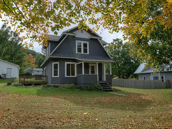 227 E Race Ave, Elmwood, WI 54740