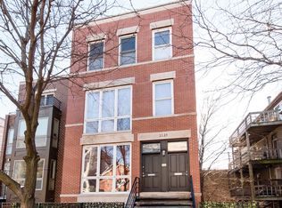 1123 W Chestnut St #3E, Chicago, IL 60642
