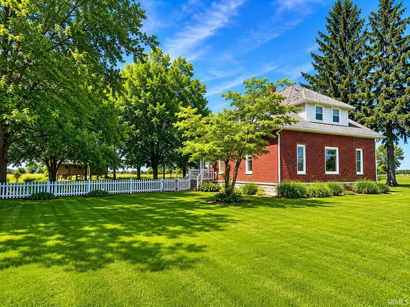 4246 S School St, Laotto, IN 46763