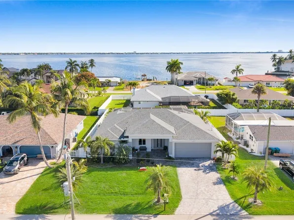 2214 SE 27th Terrace Cpe, Coral, FL 33904