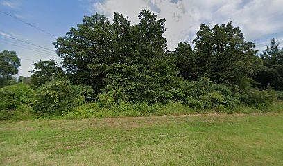 2nd image of 7704 Jones Station Rd #40