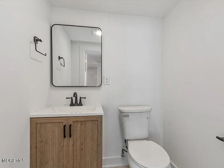 82 Neptune Ave #1/2 — Photo 9