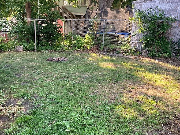 699 Surrey Ave — Photo 9
