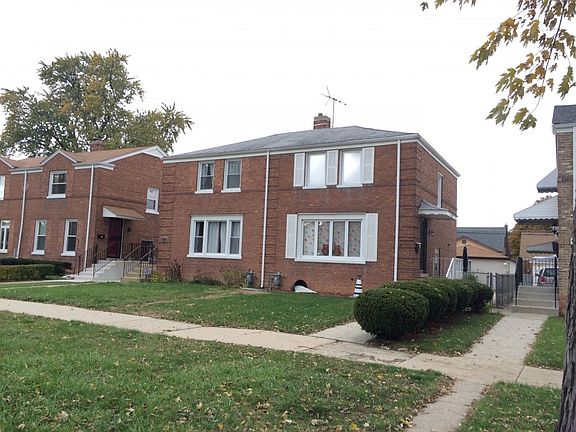3rd image of 1716 Broadway Ave