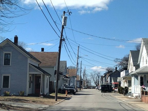 5th image of 75 Cedar Ave