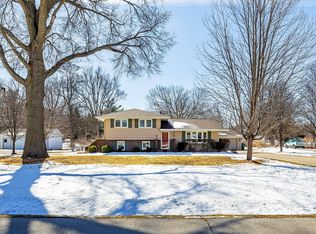 5224 NW 63rd Pl, Johnston, IA 50131