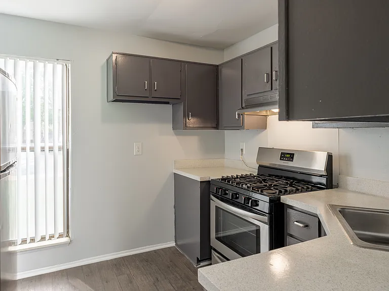 Cityside Apartments and Townhomes — Photo 20