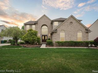 42753 Rebecca Ct, Belleville, MI 48111