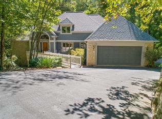 7738 Oakalea Ct, Lewis Center, OH 43035