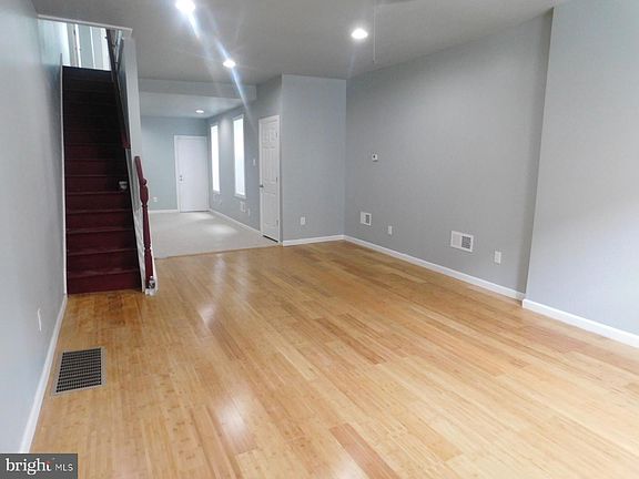 2nd image of 2151 N 28th St