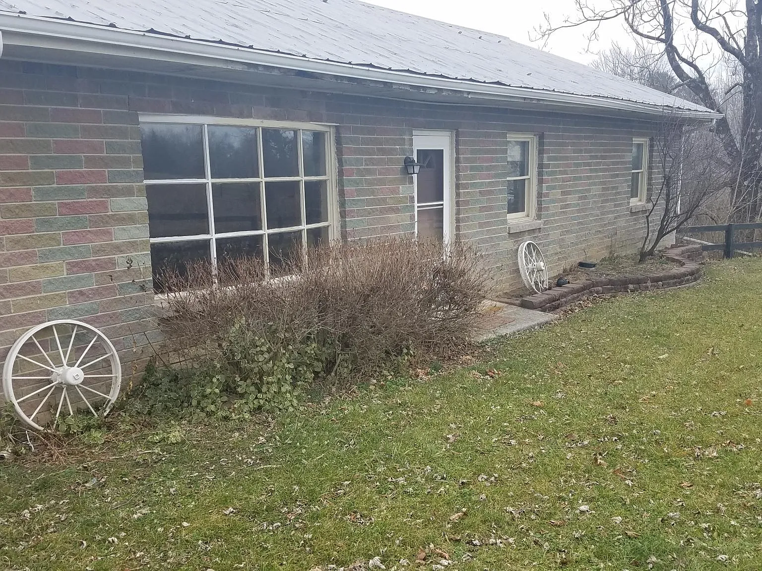 3 bed, 1800 sqft, $1,800 — Photo 4