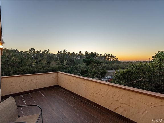 3rd image of 904 Hartford St