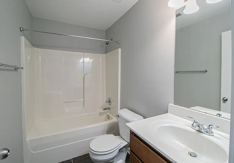 1718A Thistlewood Dr — Photo 12