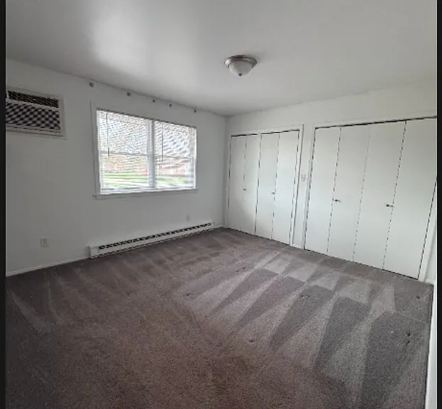 2022 Lawrence Ave — Photo 3