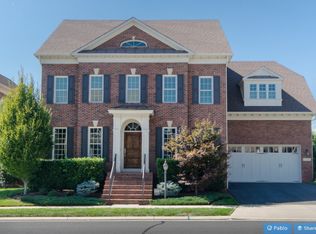 22997 Olympia Dr, Ashburn, VA 20148