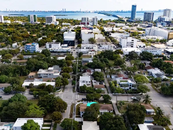 4030 NW 1st Ave, Miami, FL 33127