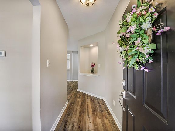 4th image of 3810 Apple Hollow Ln