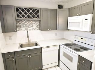 89 Saxony B #B, Delray Beach, FL 33446