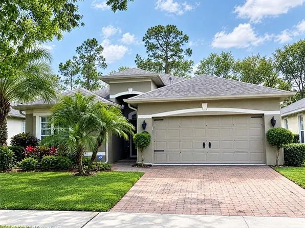 221 Asterbrooke Dr, Deland, FL 32724