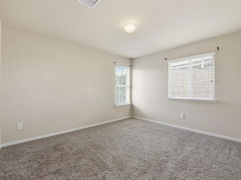 23207 Verita Ct — Photo 27