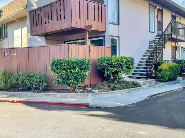 54 Massolo Dr APT B, Pleasant Hill, CA 94523