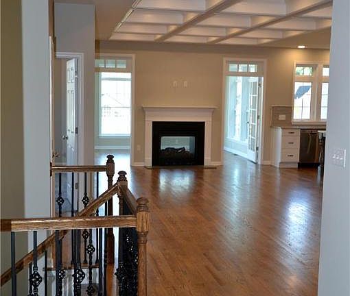 3rd image of 3674 Cottage Dr #40