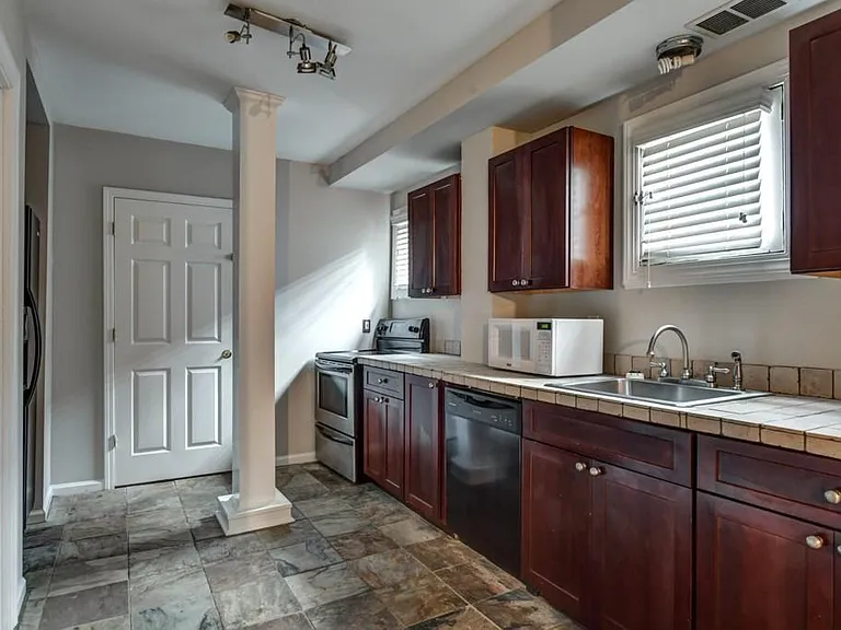 Upgraded, spacious kitchen with all new appliances